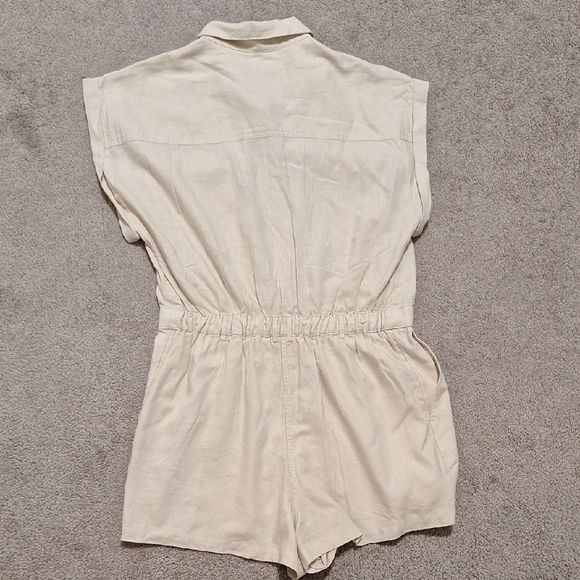 Abercrombie & Fitch Cream Collared Shirt - Picture 3 of 5